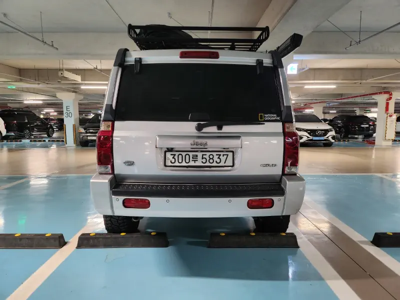 Jeep Commander