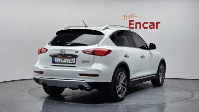 Infiniti QX50