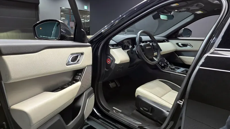 Land Rover RANGE ROVER VELAR