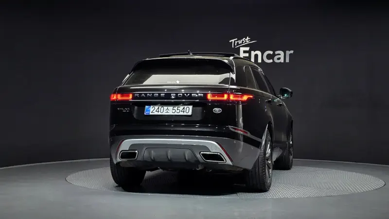 Land Rover RANGE ROVER VELAR