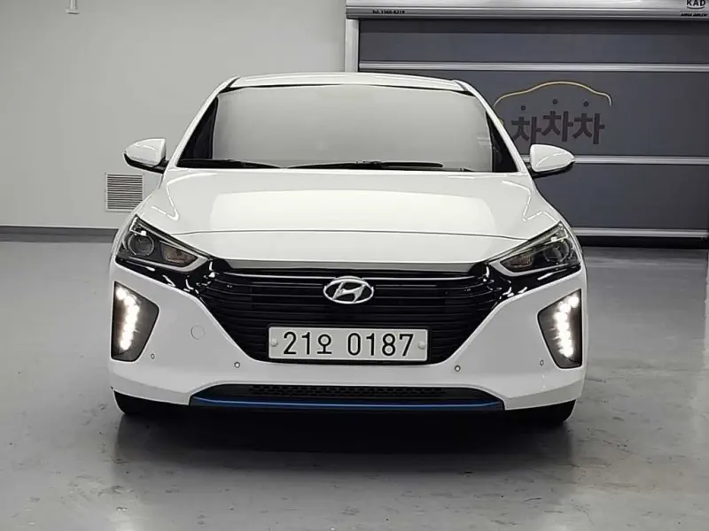 Hyundai Ioniq