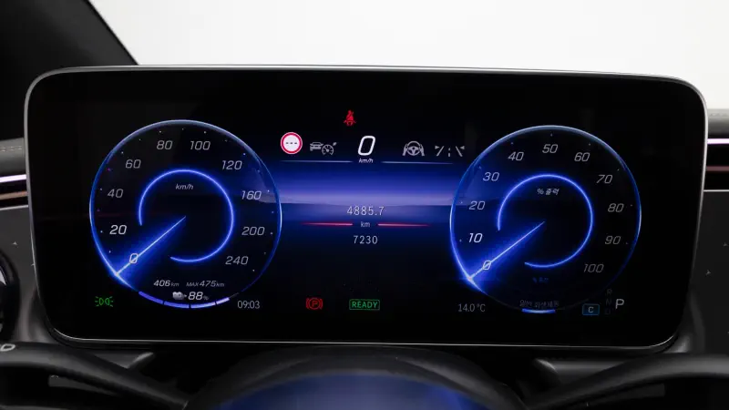 Mercedes-Benz EQE