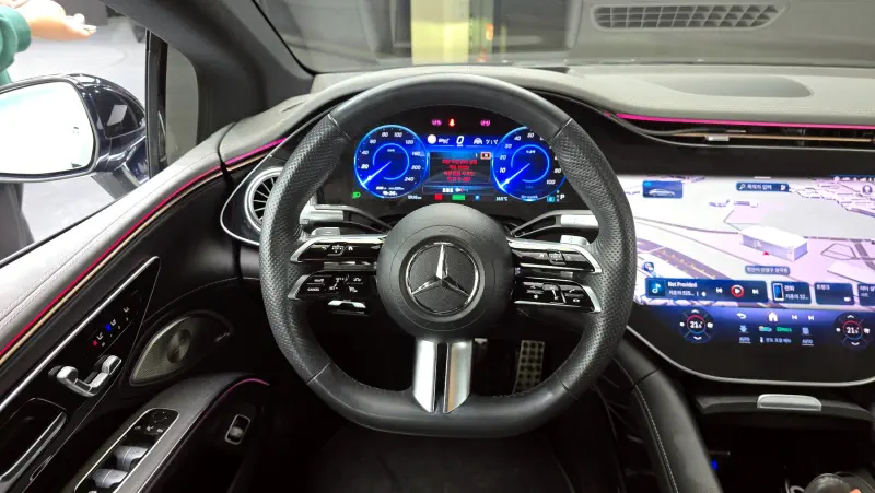 Mercedes-Benz EQS