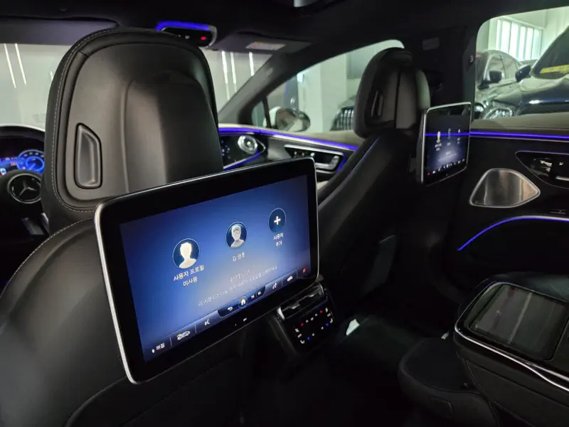 Mercedes-Benz EQS