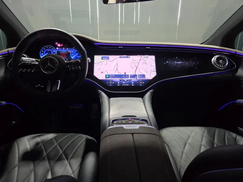 Mercedes-Benz EQS