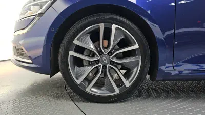 Renault SM6