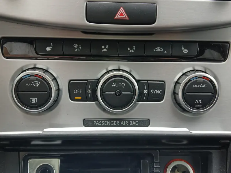 Volkswagen PASSAT CC