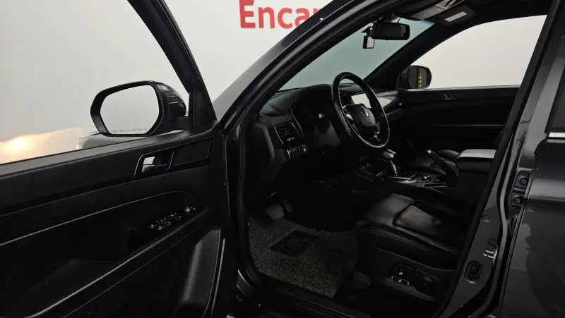 SsangYong Rexton Sports Khan