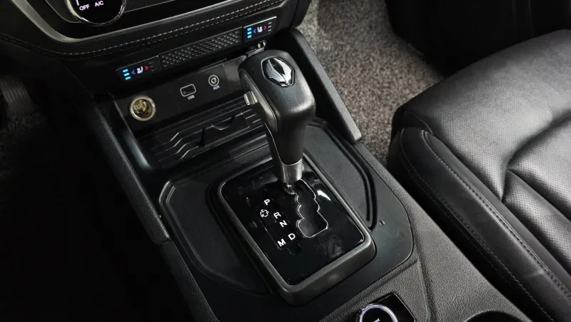 SsangYong Rexton Sports Khan