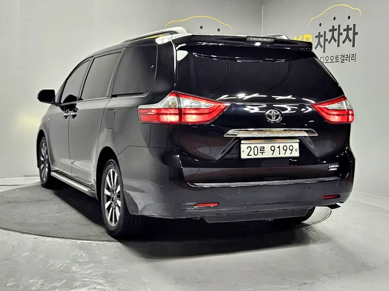Toyota Sienna