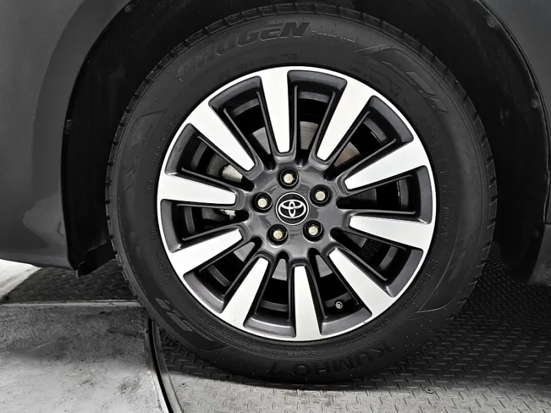Toyota Sienna