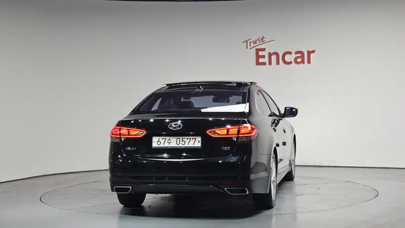 Hyundai Aslan