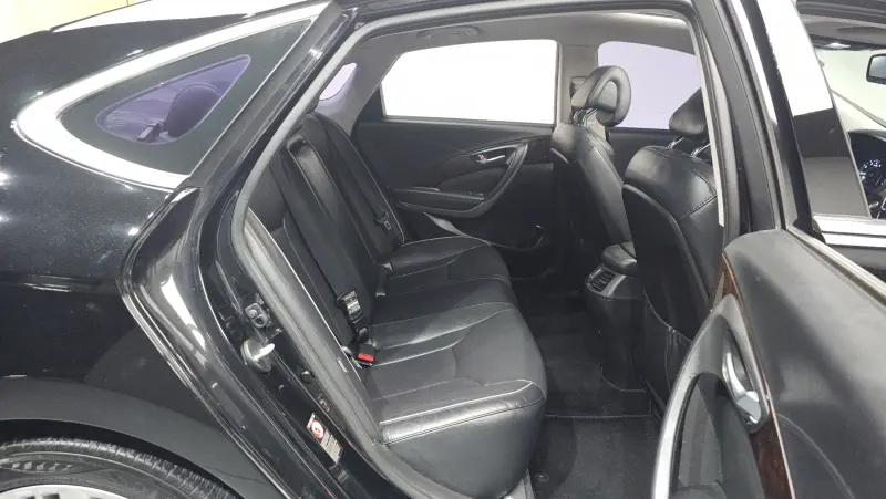 Hyundai Aslan