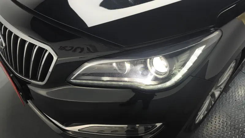 Hyundai Aslan