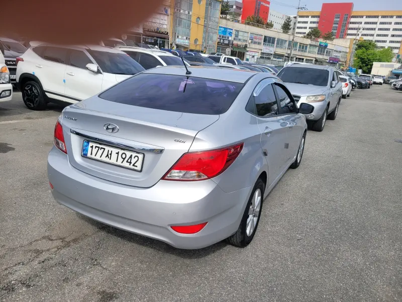 Hyundai Accent
