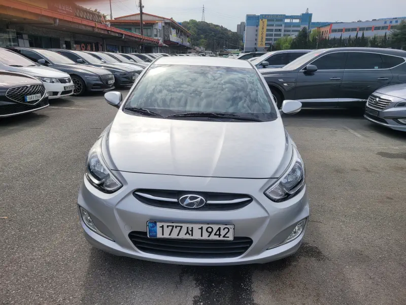 Hyundai Accent