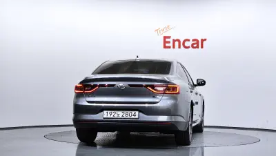 Renault SM6
