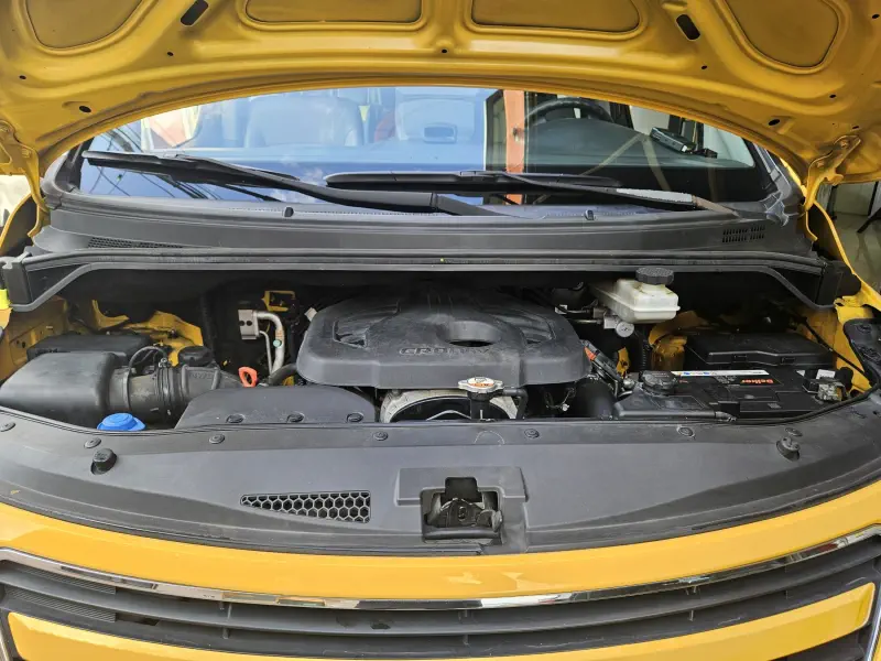 Hyundai Grand Starex