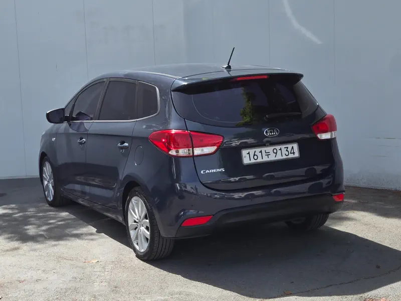 Kia Carens