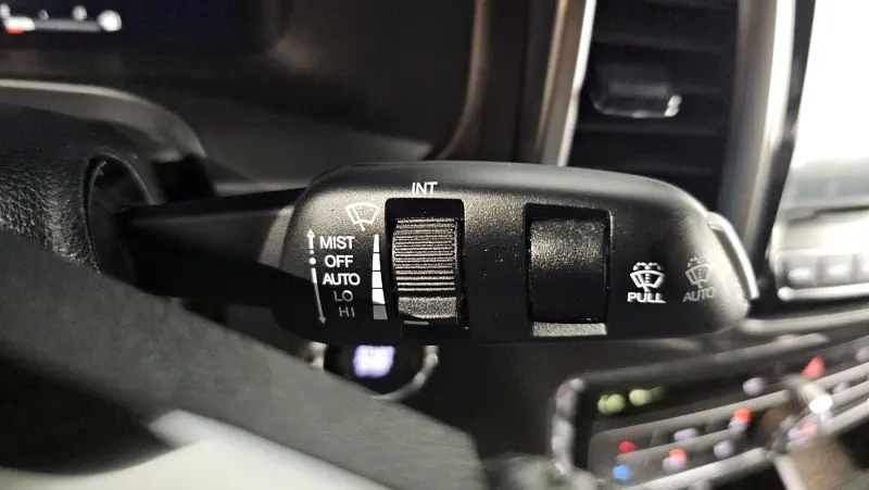 SsangYong Rexton Sports Khan