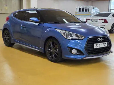 Hyundai Veloster