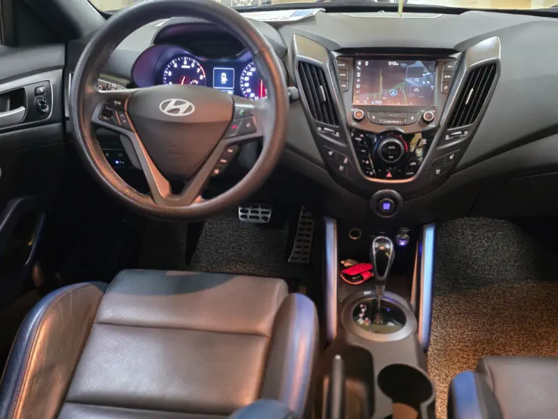 Hyundai Veloster