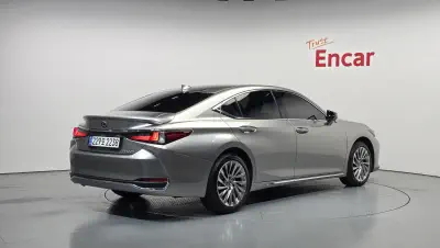 Lexus ES300h