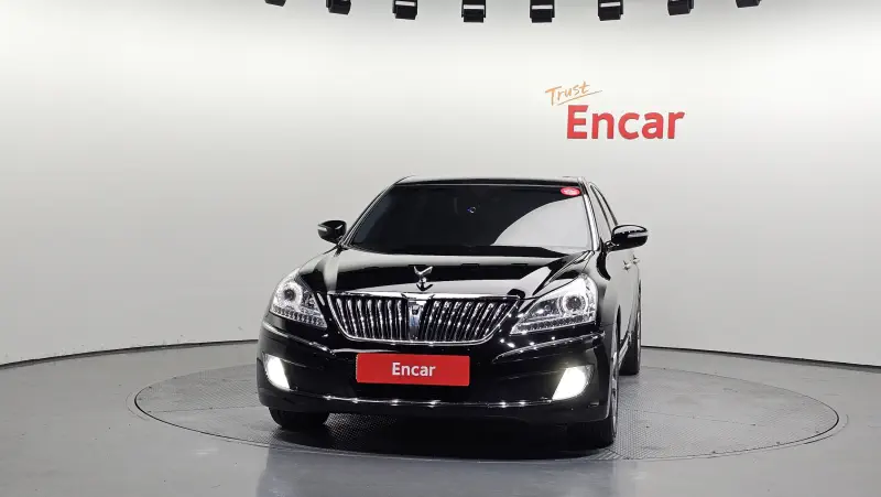 Hyundai Equus