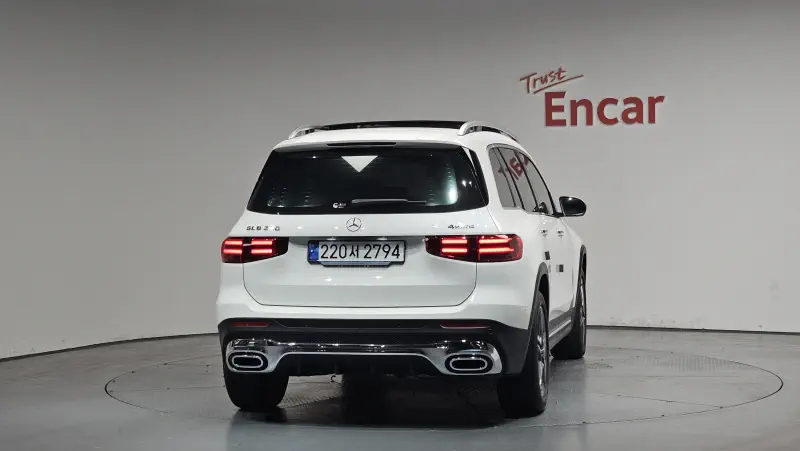 Mercedes-Benz GLB-Class