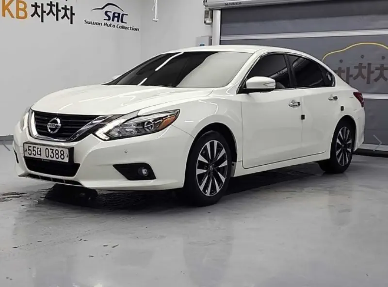 Nissan Altima