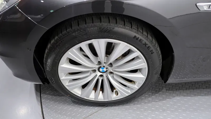 BMW 5-Series Gran Turismo