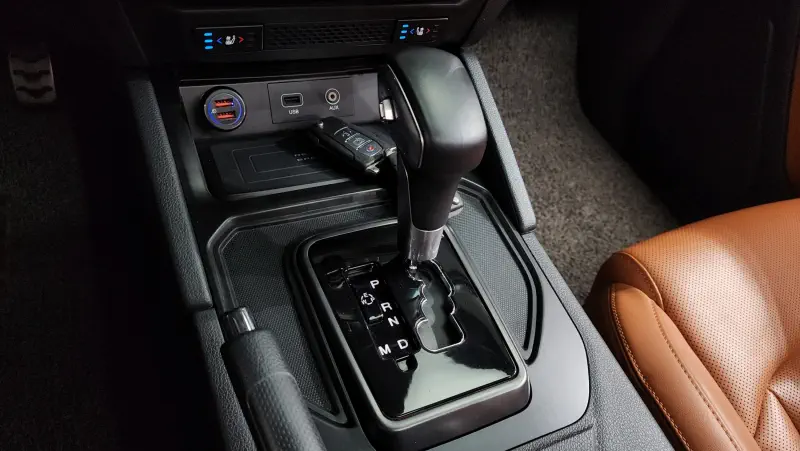 SsangYong Rexton Sports