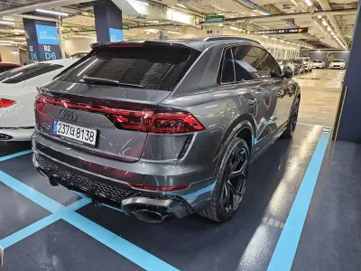 Audi RS Q8