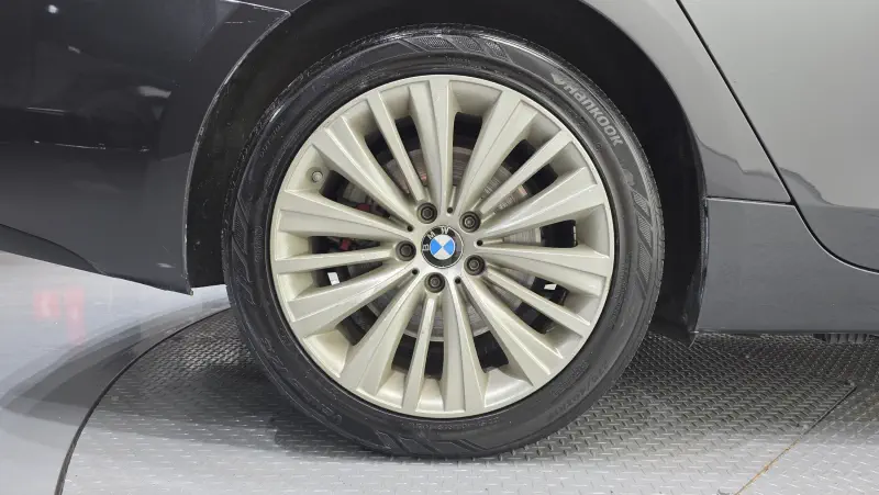 BMW 5-Series Gran Turismo