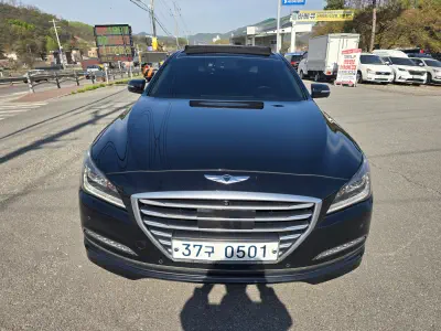 Hyundai Genesis