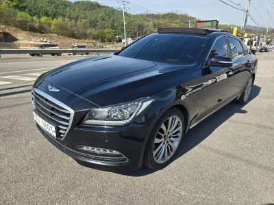 Hyundai Genesis