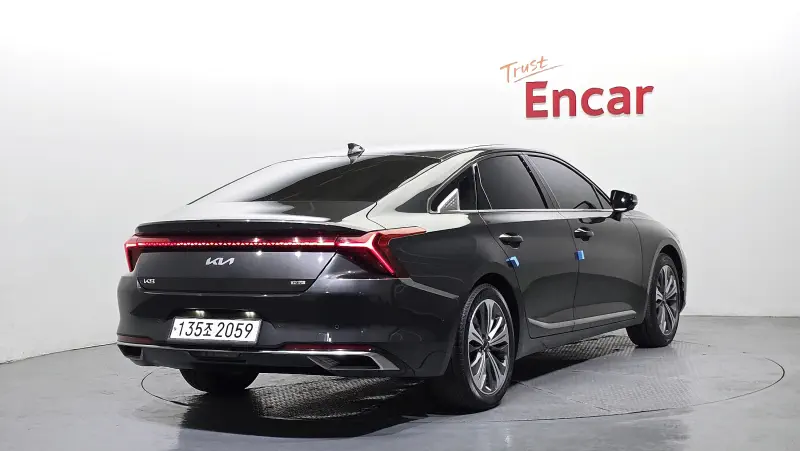 Kia K8