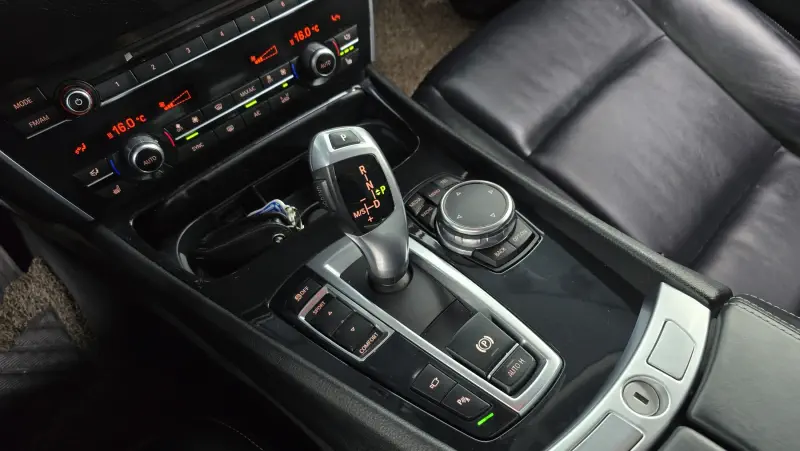 BMW 5-Series Gran Turismo