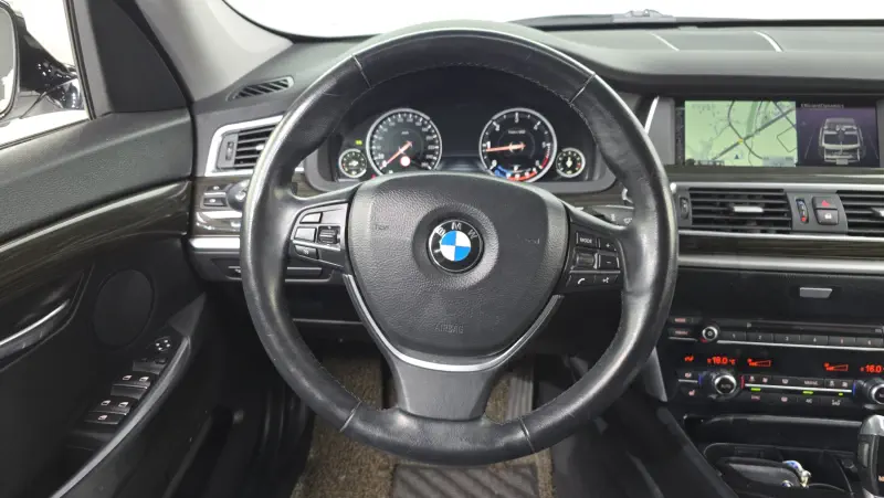 BMW 5-Series Gran Turismo