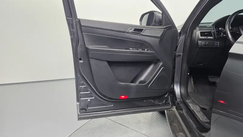 SsangYong Rexton Sports Khan