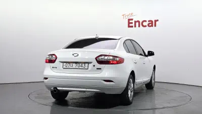 Renault SM3
