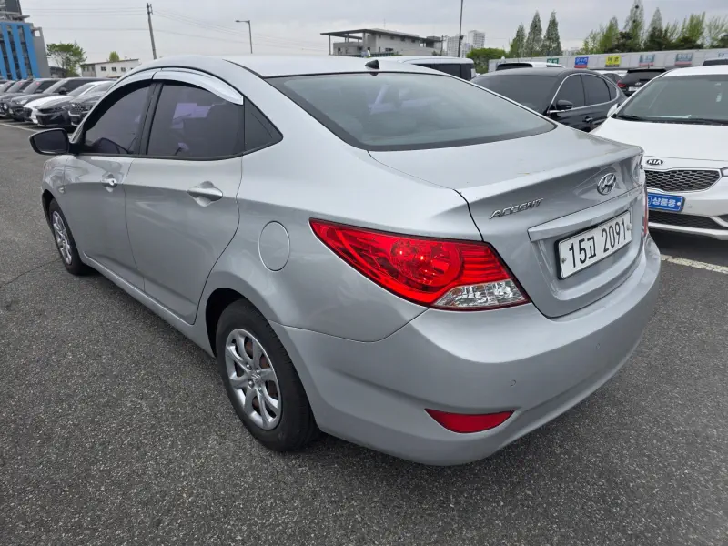 Hyundai Accent