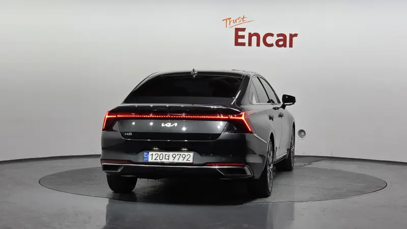 Kia K8