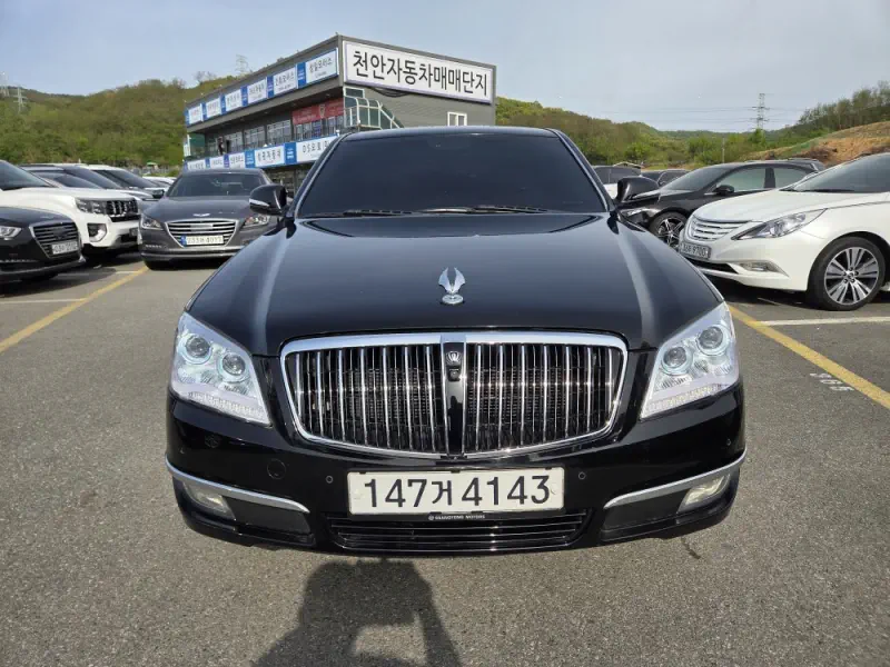 SsangYong Chairman W