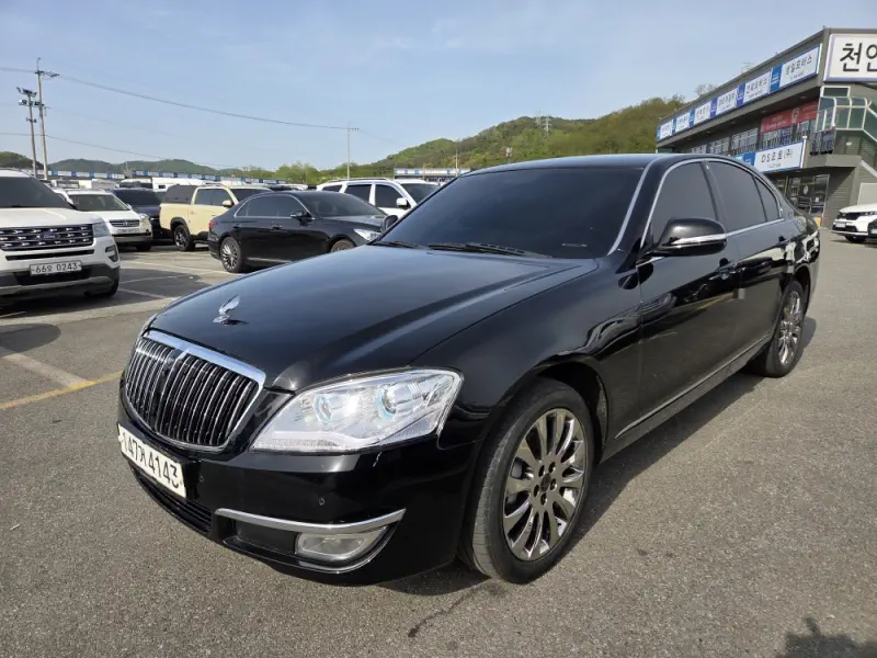 SsangYong Chairman W