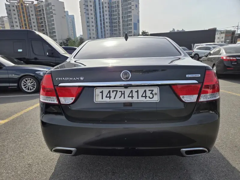 SsangYong Chairman W