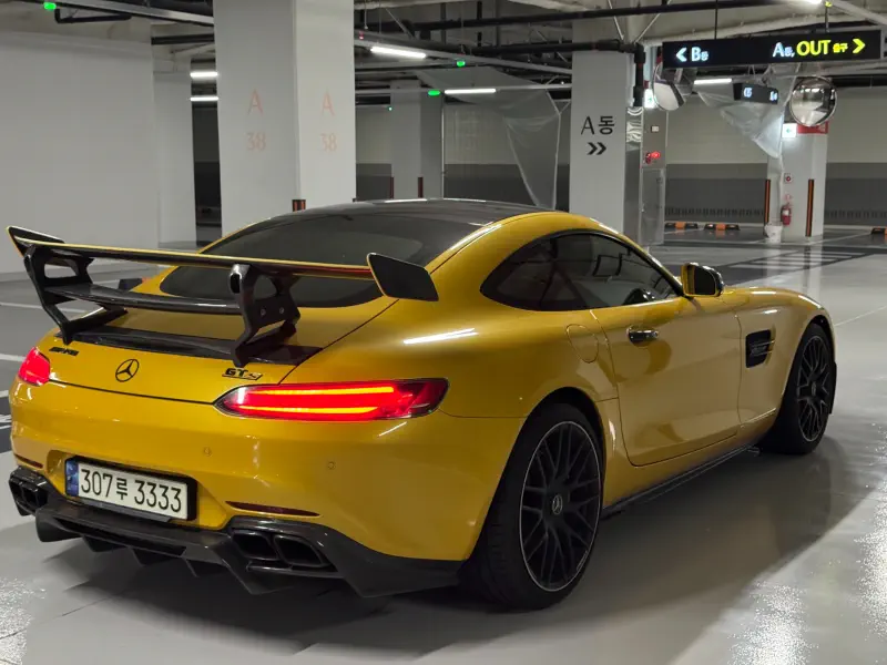 Mercedes-Benz AMG GT