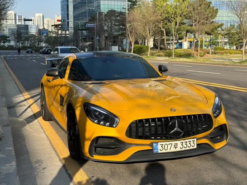 Mercedes-Benz AMG GT