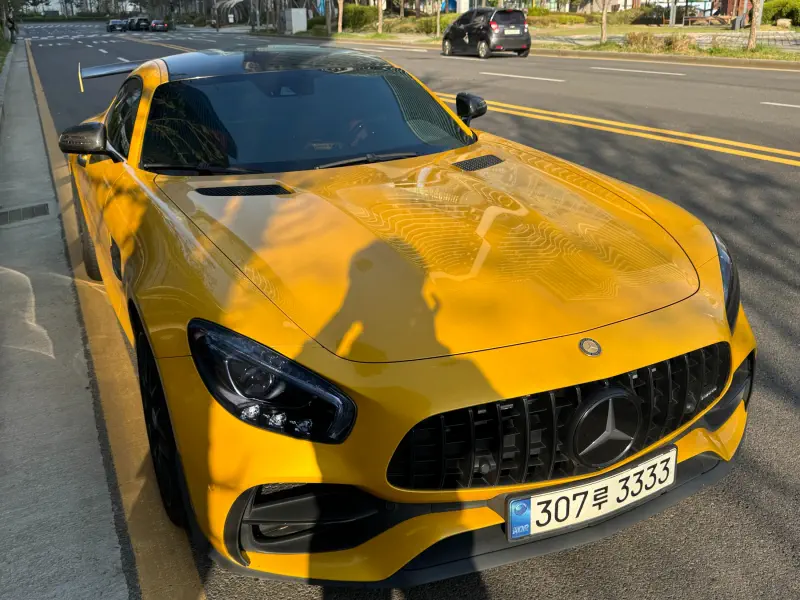 Mercedes-Benz AMG GT