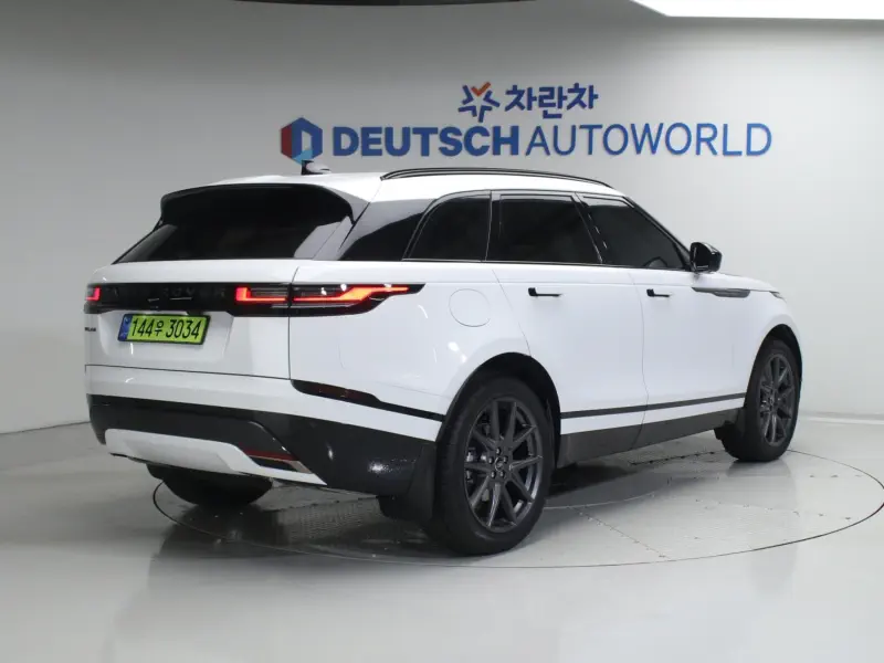 Land Rover RANGE ROVER VELAR